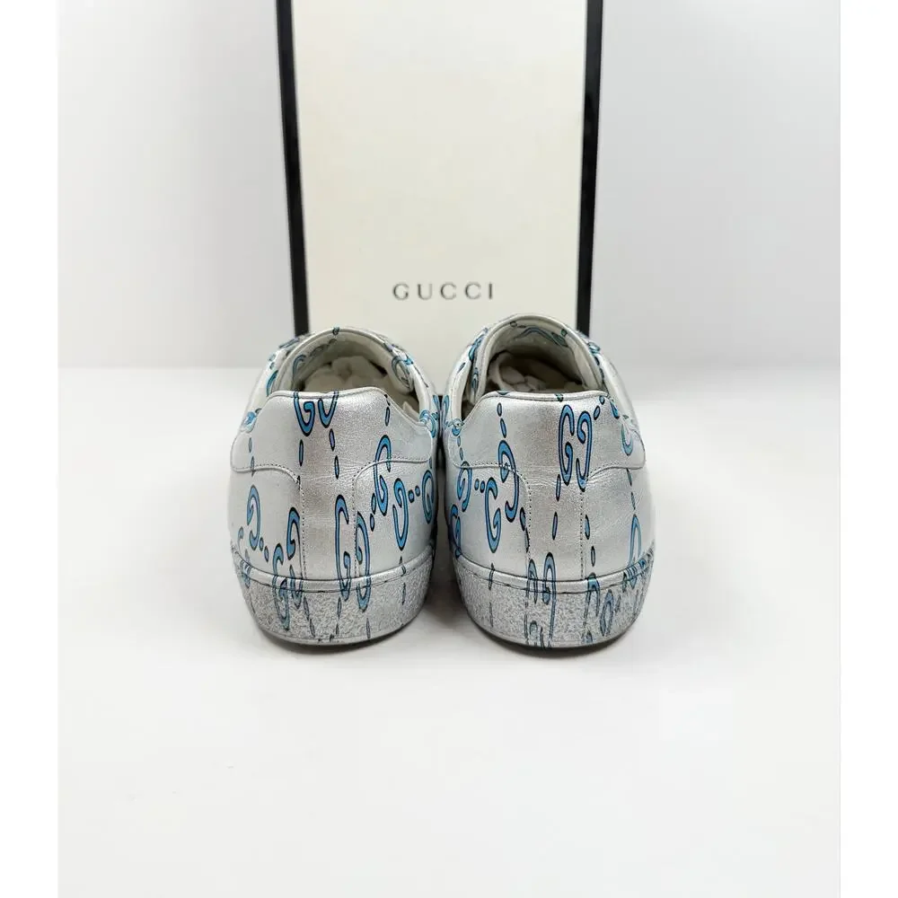 Gucci size 10